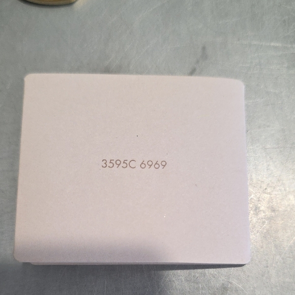 Gucci Beige and Brown GG Canvas Wallet With Tags - Picture 7 of 13